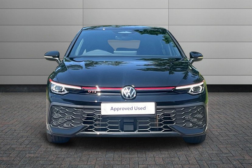 2026 Volkswagen Golf thumbnail 8