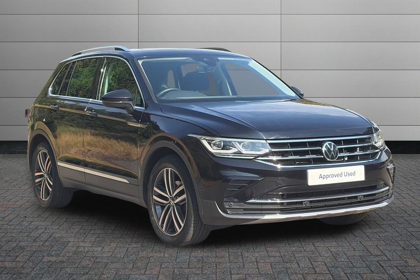 Volkswagen Tiguan listing photo
