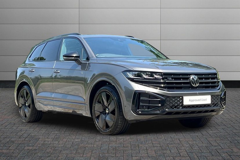 Volkswagen Touareg listing photo