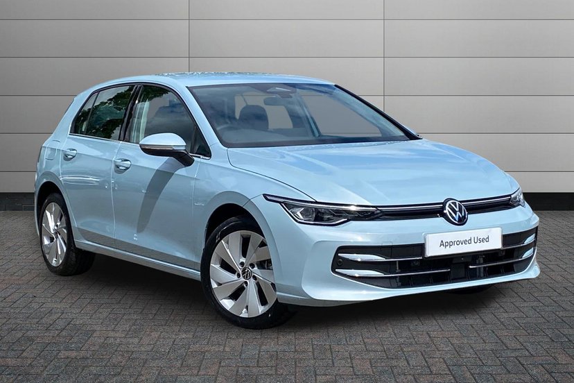 Volkswagen Golf listing photo