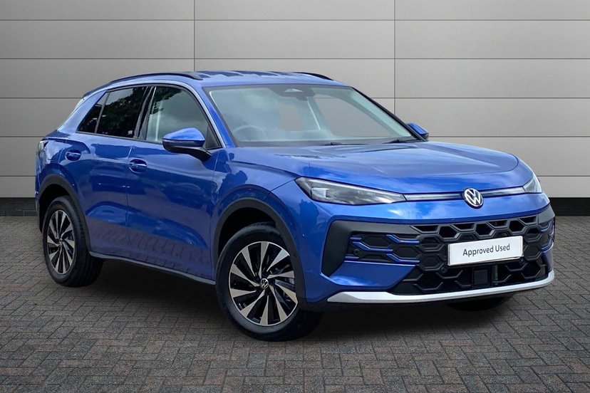 Volkswagen T-Roc listing photo