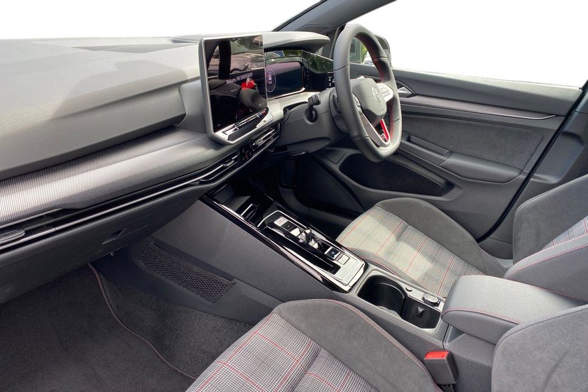 2026 Volkswagen Golf thumbnail 3
