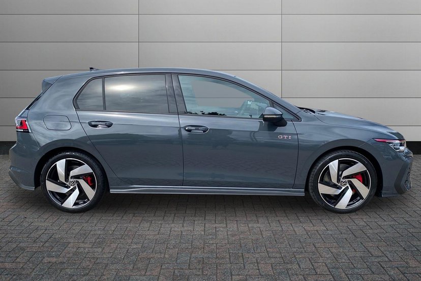 2026 Volkswagen Golf thumbnail 5