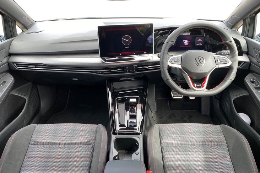 2026 Volkswagen Golf thumbnail 9