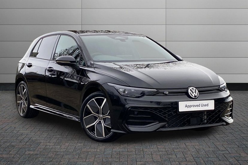 Volkswagen Golf listing photo