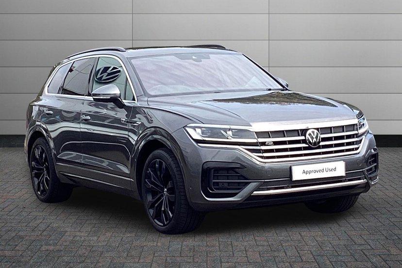Volkswagen Touareg listing photo