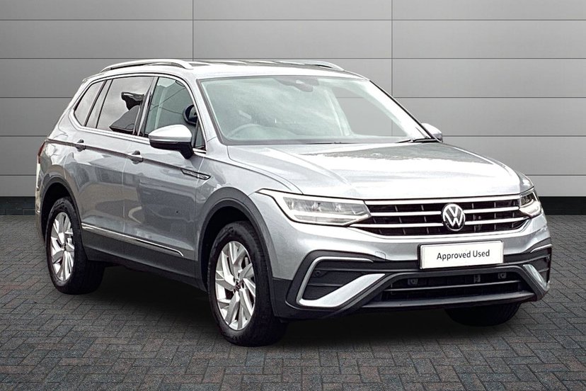 Volkswagen Tiguan Allspace listing photo