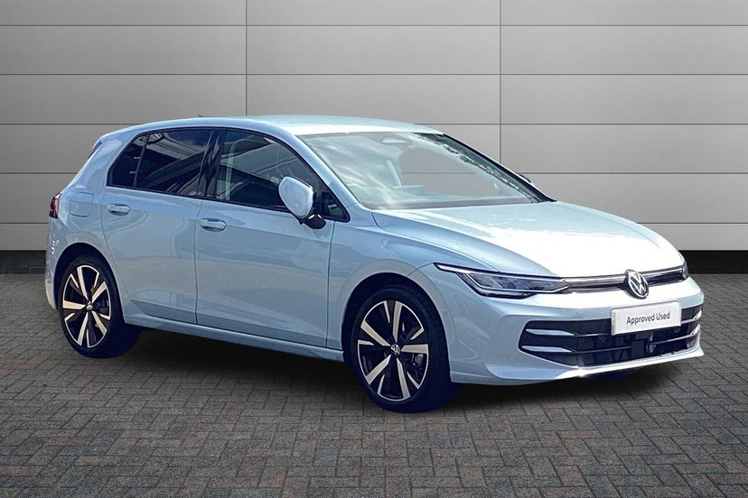 Volkswagen Golf listing photo