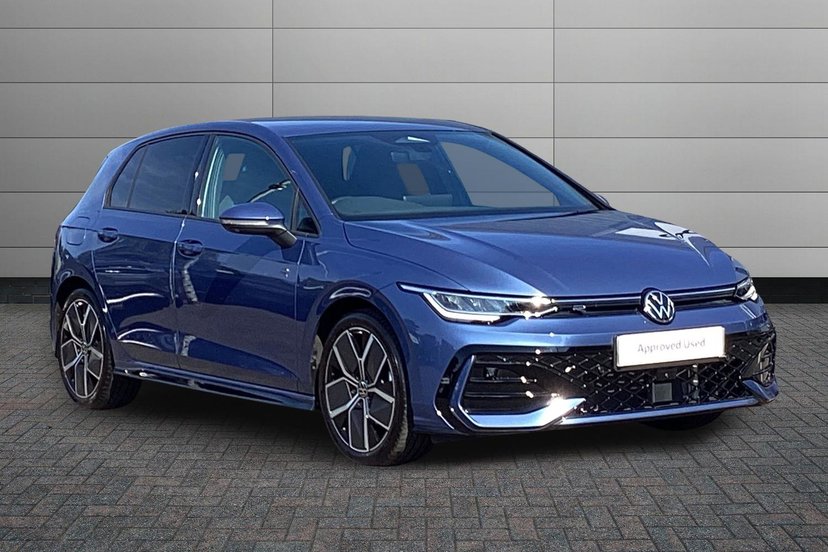 Volkswagen Golf listing photo