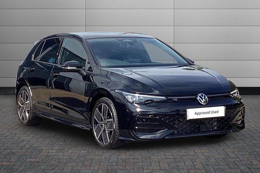 Volkswagen Golf listing photo