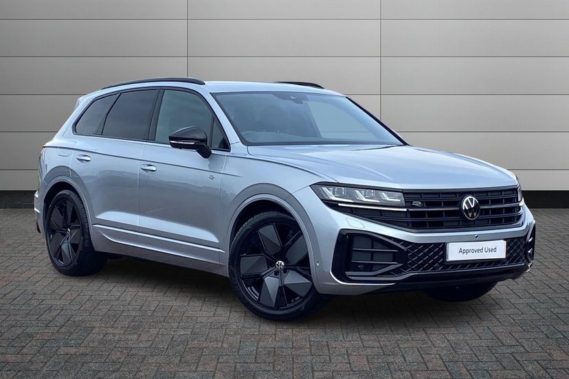 Volkswagen Touareg listing photo