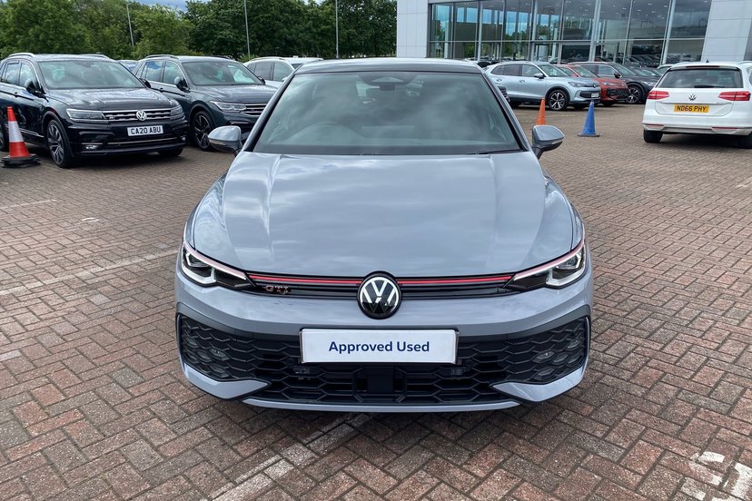 2026 Volkswagen Golf thumbnail 18
