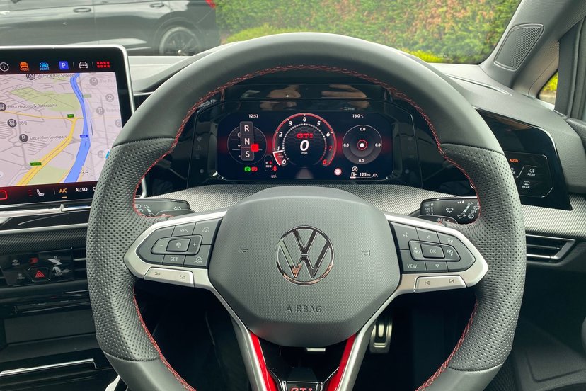 2026 Volkswagen Golf thumbnail 23