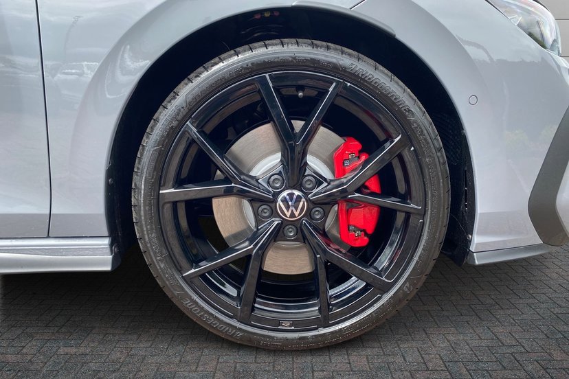 2026 Volkswagen Golf thumbnail 6