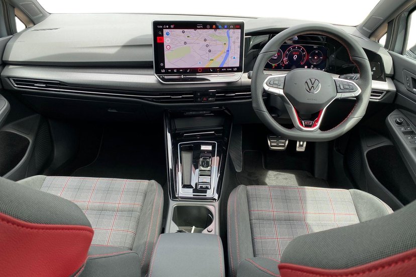 2026 Volkswagen Golf thumbnail 9