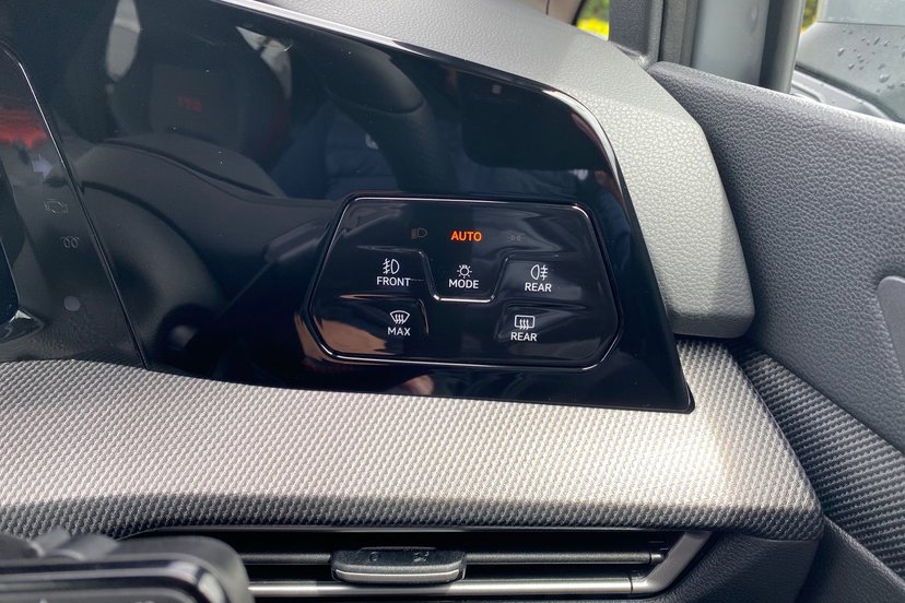 2026 Volkswagen Golf thumbnail 10