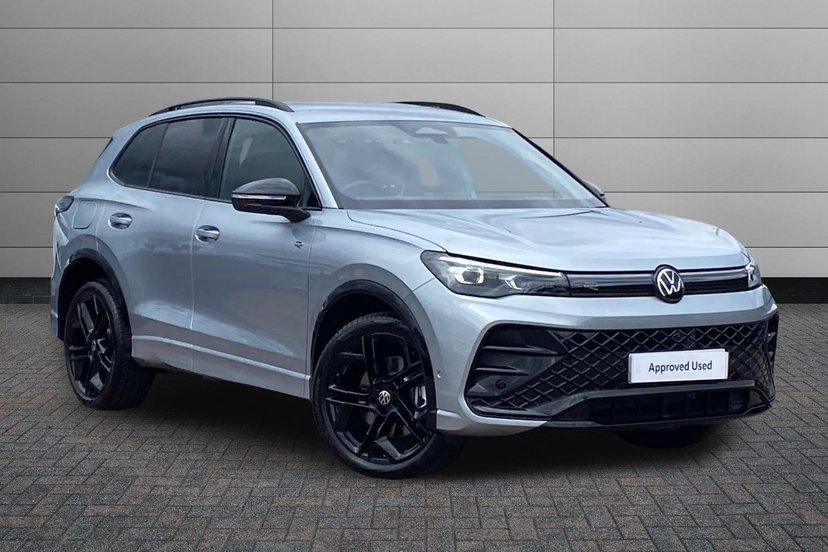 Volkswagen Tiguan listing photo