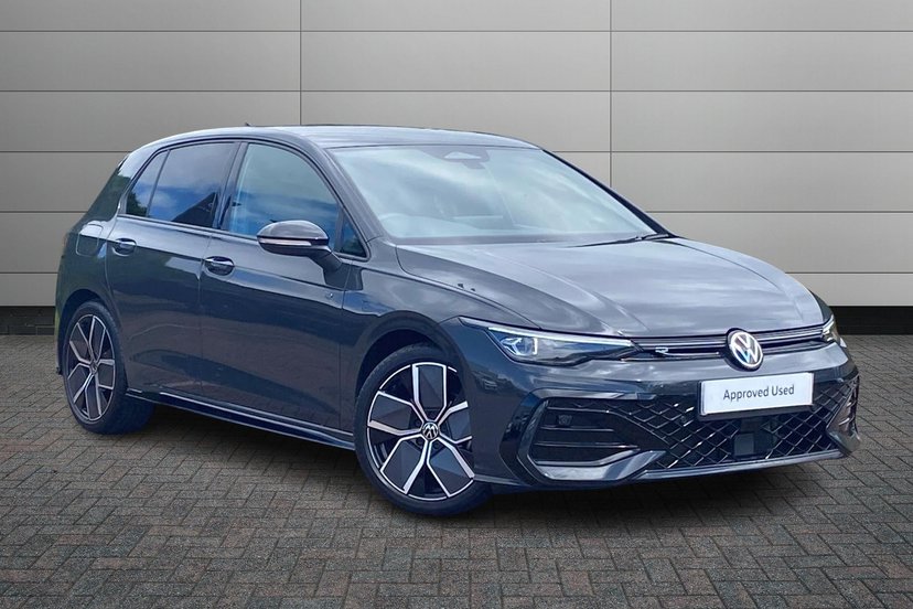 Volkswagen Golf listing photo