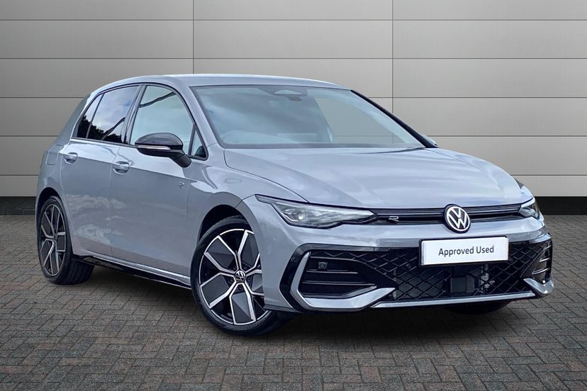 Volkswagen Golf listing photo