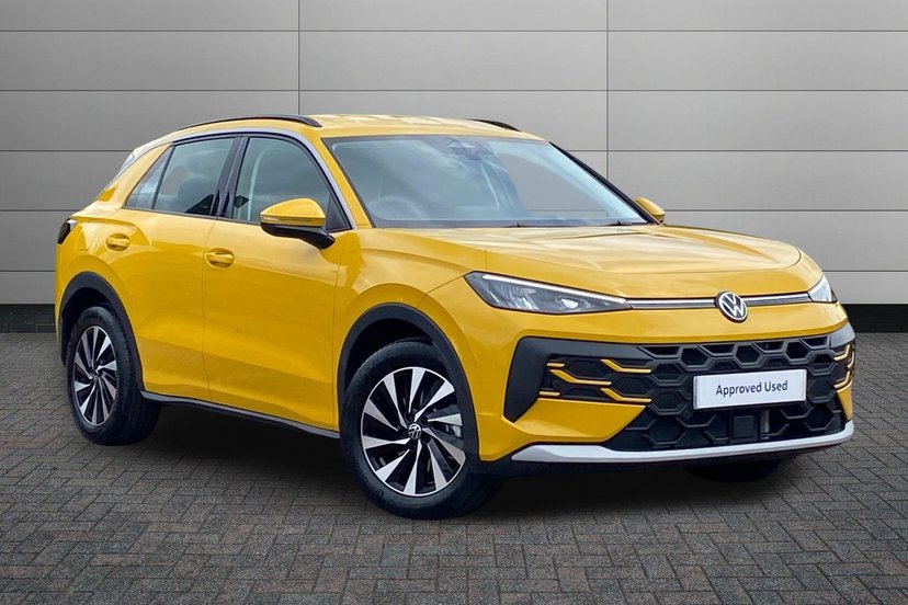 Volkswagen T-Roc listing photo