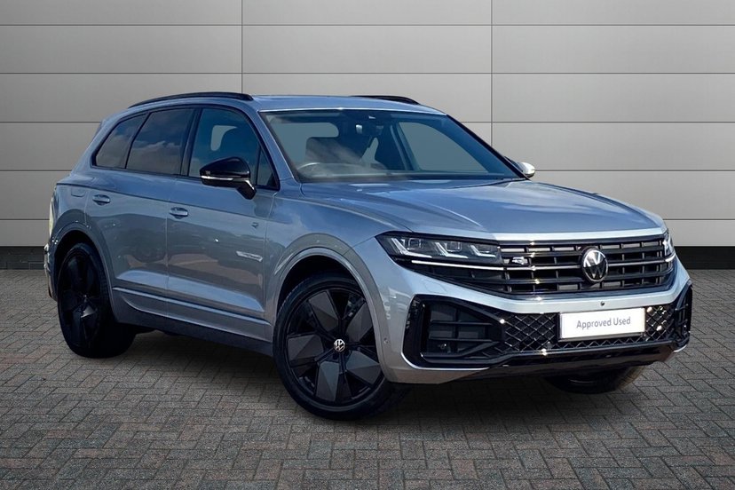 Volkswagen Touareg listing photo