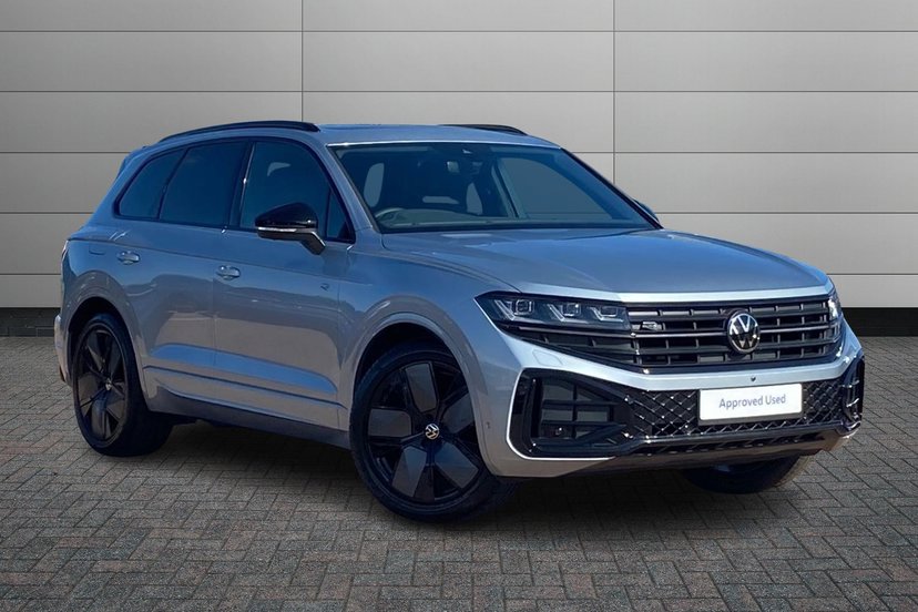 Volkswagen Touareg listing photo
