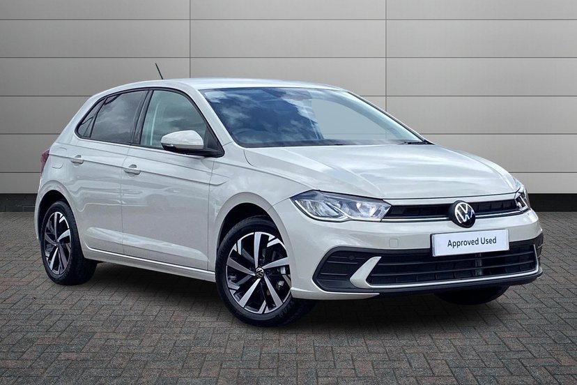 Volkswagen Polo listing photo