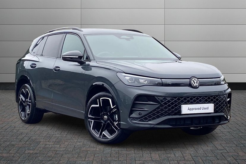 Volkswagen Tiguan listing photo