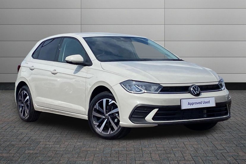Volkswagen Polo listing photo