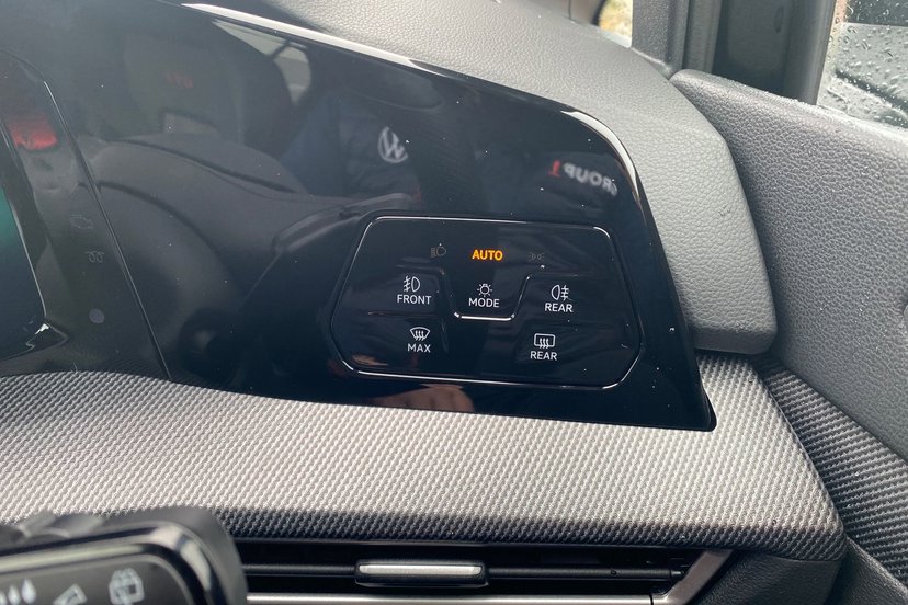 2026 Volkswagen Golf thumbnail 10