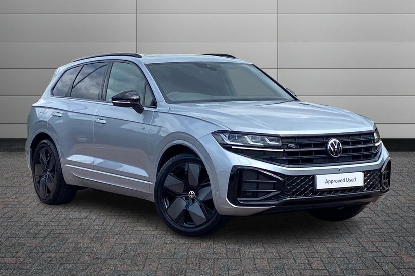 Volkswagen Touareg listing photo