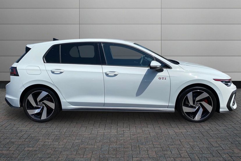 2026 Volkswagen Golf thumbnail 5